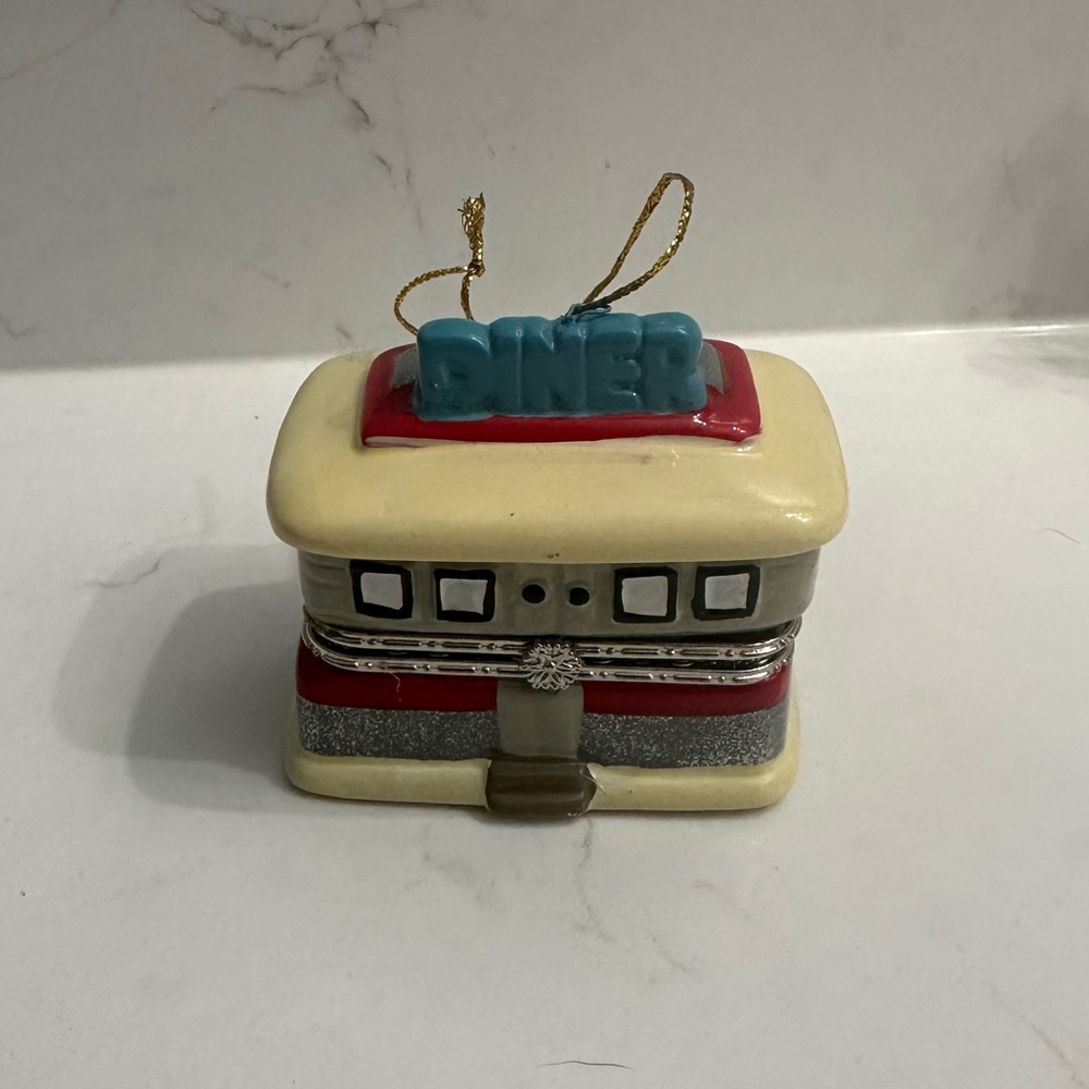 Vintage Diner Hanging Box Ornament